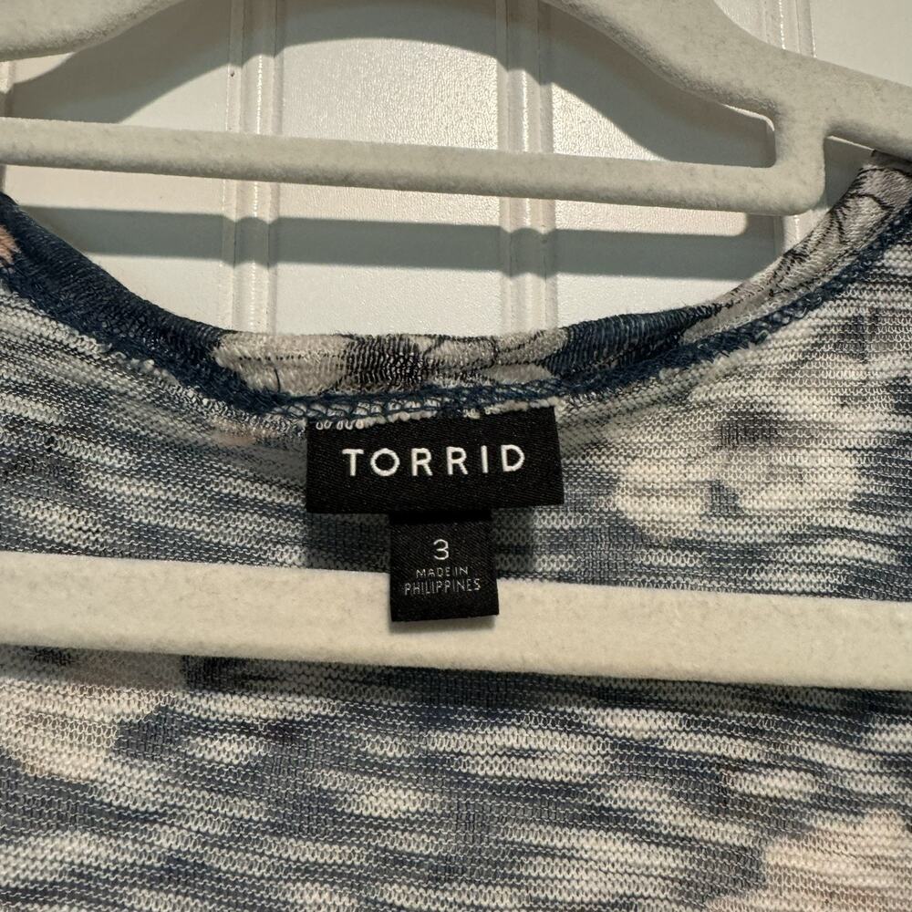 Torrid Blue Floral Cardigan Duster Plus Size 3X - Picture 3 of 5